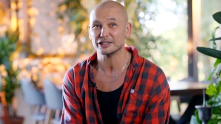 "Tu odnajduję ciszę". Tomasz Wygoda pokazał swój piękny dom na Mazurach