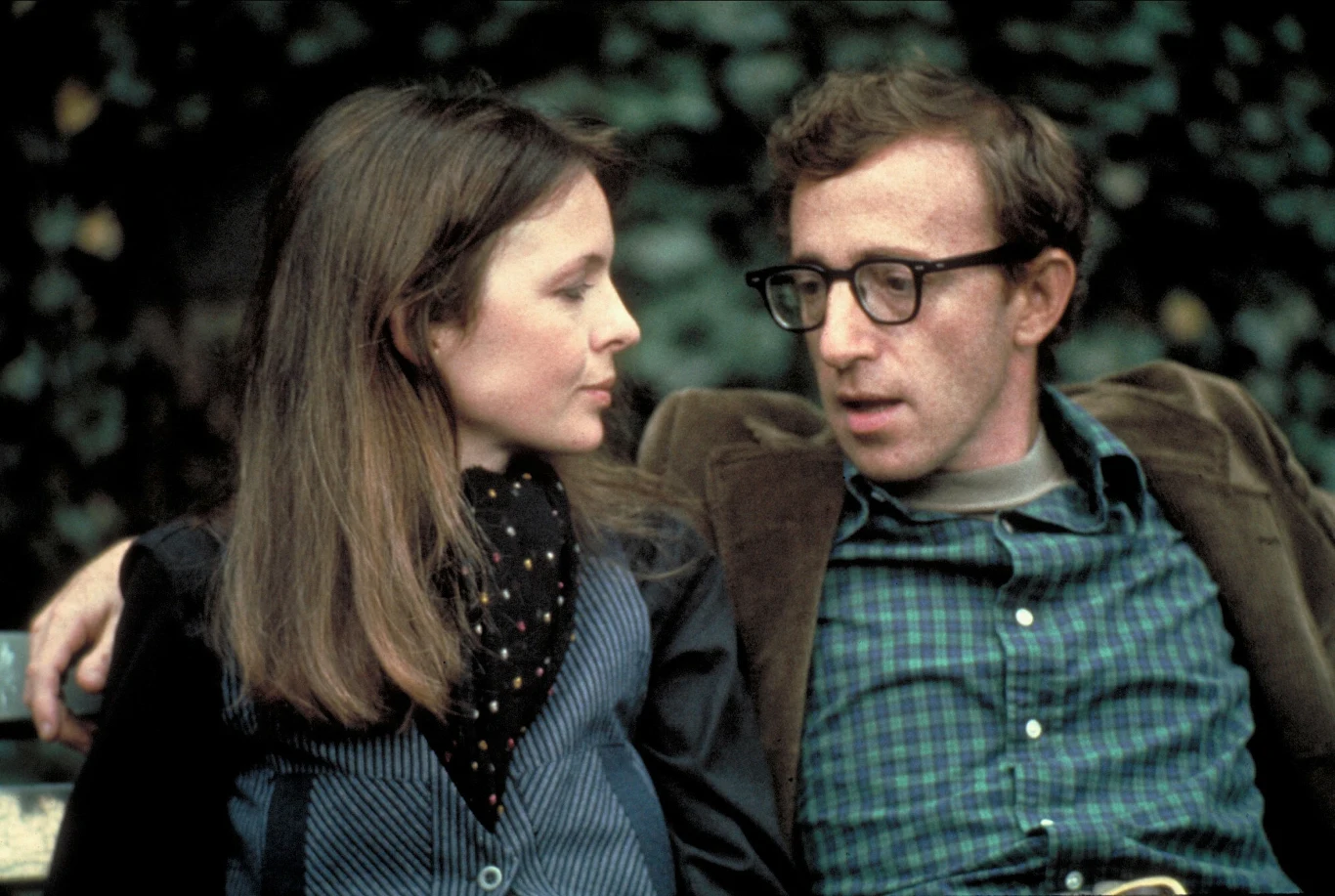 Diane Keaton i Woody Allen w filmie "Annie Hall"