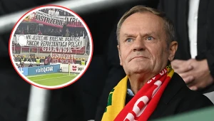 Kibice uderzyli w Tuska na jego oczach. Wulgarne okrzyki. I ten transparent