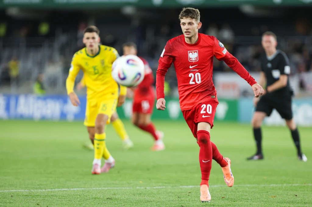 Sebastian Szymański