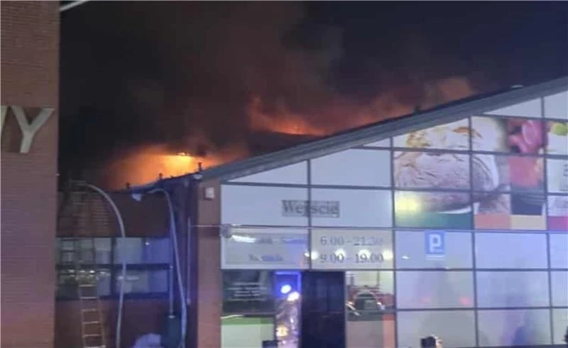 Pożar w Galerii Podolany w Poznaniu Pożar w Galerii Podolany w Poznaniu