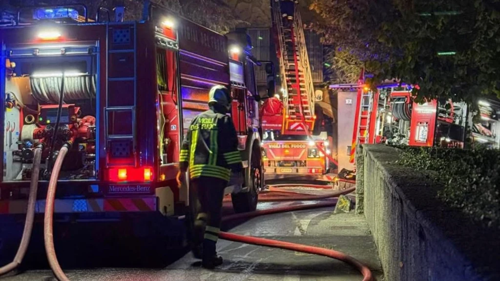 Pożar blisko 400-letneigo klasztoru Bernaga w Perego. Ewakuowano 21 zakonnic