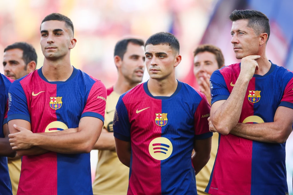 Robert Lewandowski, Pedri i Ferran Torres