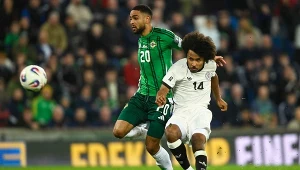 Rozpaczliwa obrona Niemców w Belfaście. Niewiarygodne sceny w walce o awans