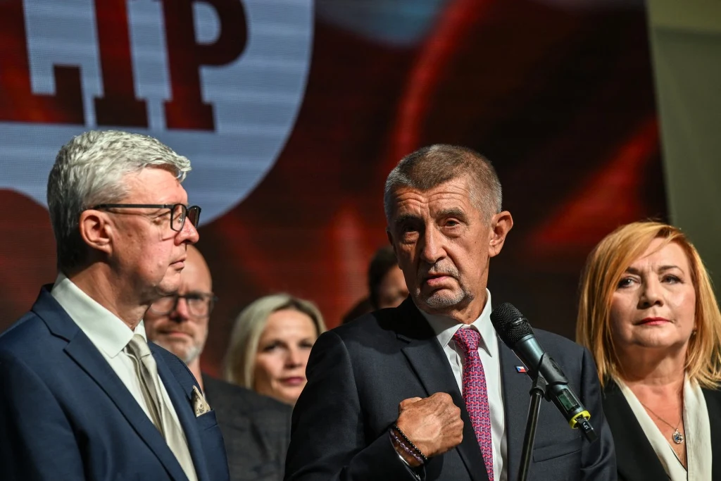 Andrej Babisz i Karel Havliczek na wiecu powyborczym ANO Andrej Babisz i Karel Havliczek na wiecu powyborczym ANO