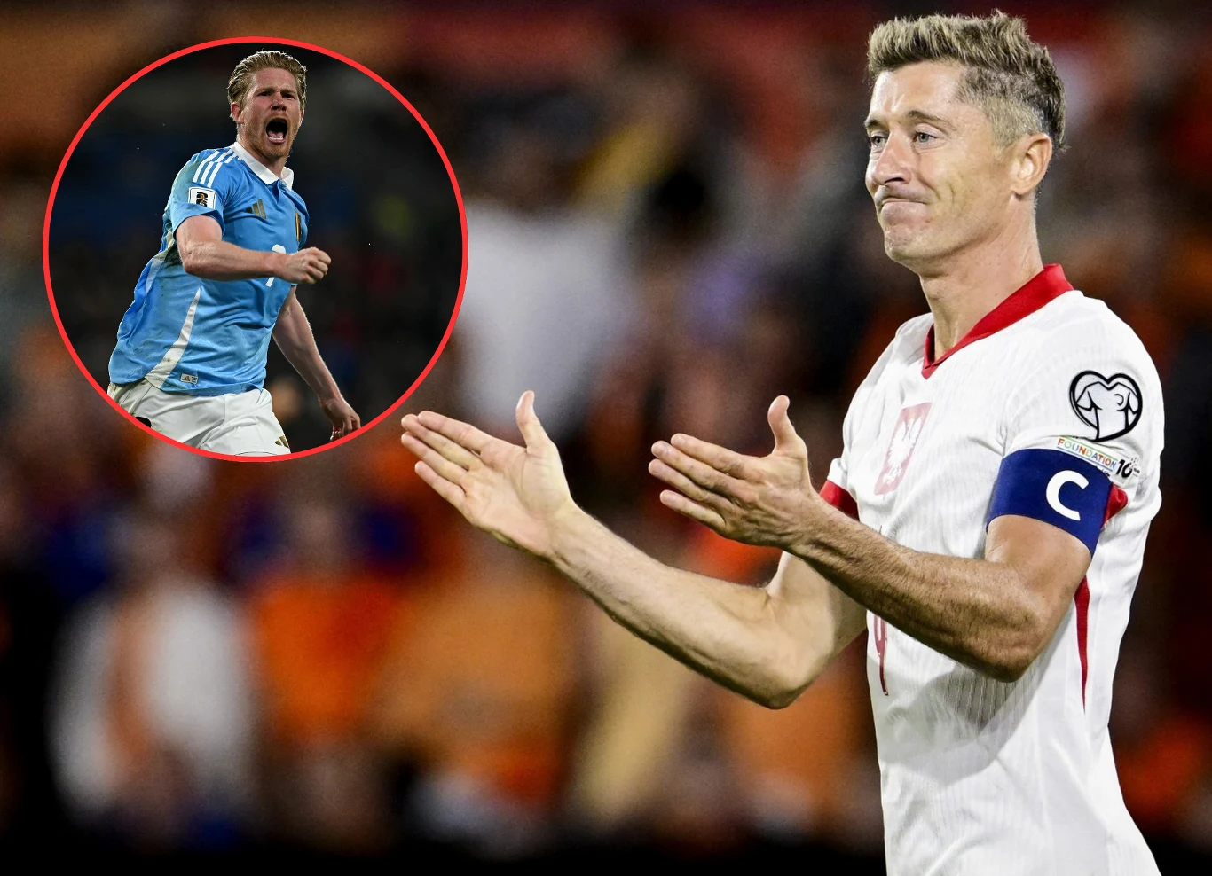 Piłkarz ubrany w biały strój z opaską kapitana na ramieniu klaszcze, tło jest rozmyte i zawiera pomarańczowe barwy, w lewym górnym rogu w czerwonym okręgu widoczny inny piłkarz wyrażający silne emocje podczas gry.