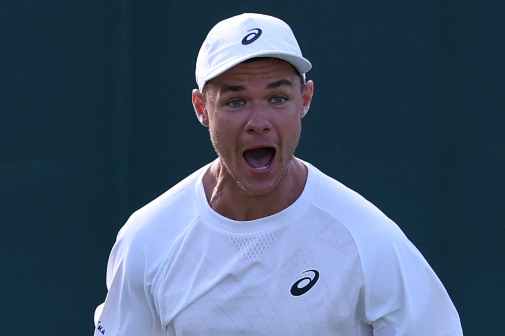 Kamil Majchrzak rywalizował z Filipem Misoliciem o awans do drugiej rundy ATP 250 w Sztokholmie Kamil Majchrzak rywalizował z Filipem Misoliciem o awans do drugiej rundy ATP 250 w Sztokholmie