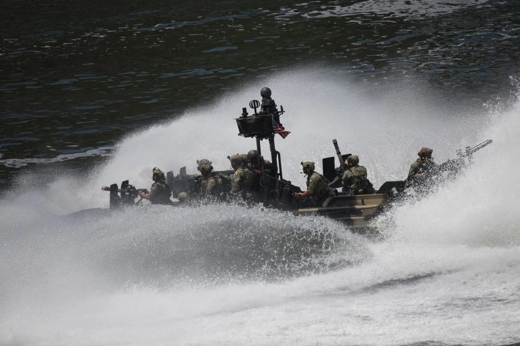 Amerykanie przeprowadzili akcję wymierzoną w przemytników u wybrzeży Wenezueli (zdj. ilustr.) Amerykanie przeprowadzili akcję wymierzoną w przemytników u wybrzeży Wenezueli (zdj. ilustr.)