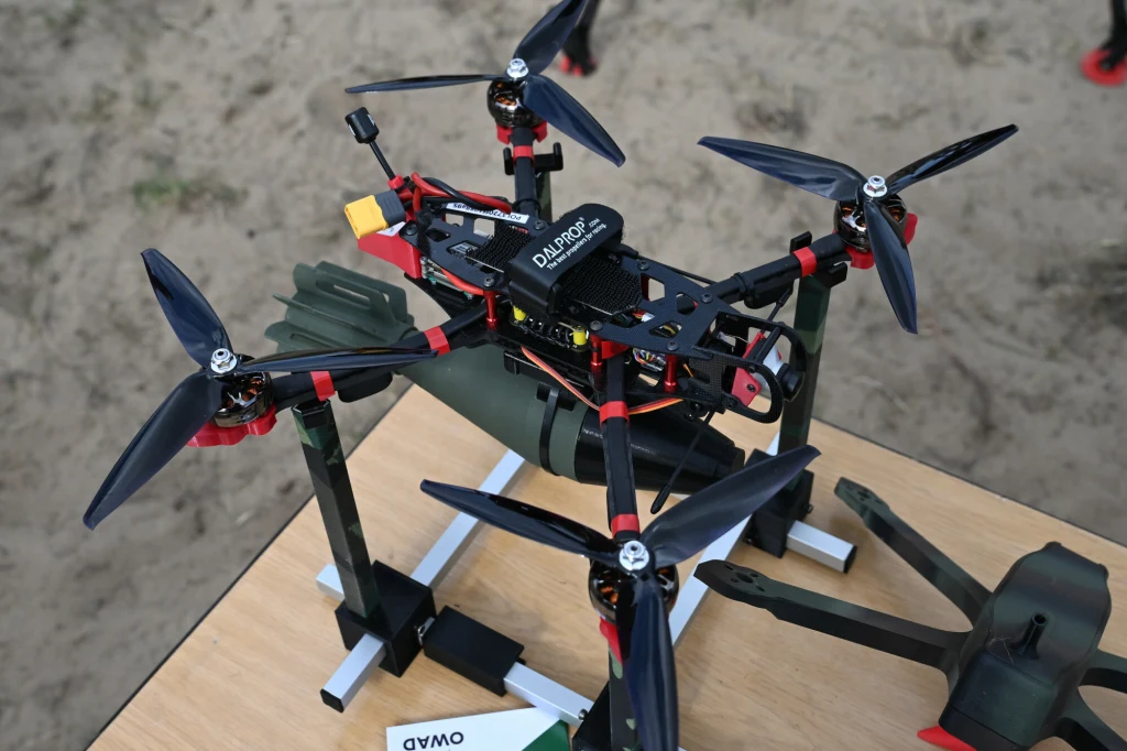 Estonia będzie szkolić obywateli z obsługi dronów