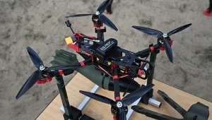 Estonia wyszkoli obywateli z obsługi dronów. Ruszają kursy