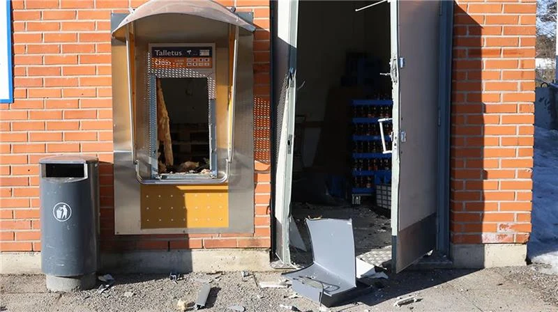 Fińska policja podejrzewa polską szajkę o wysadzanie bankomatów w powietrze Fińska policja podejrzewa polską szajkę o wysadzanie bankomatów w powietrze