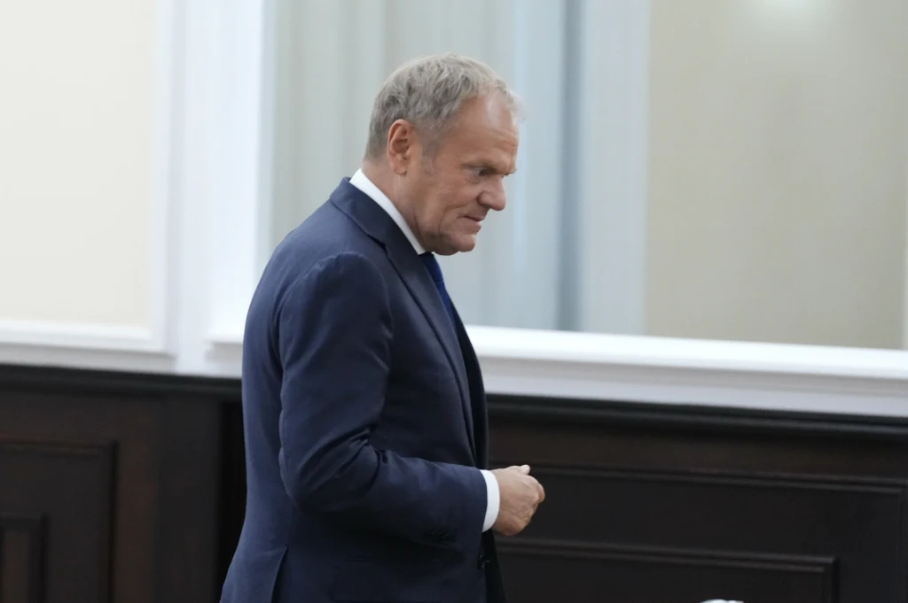 Mijają dwa lata od wyborów parlamentarnych, w wyniku których Koalicja 15 października doszła do władzy. Wiele obietnic pozostaje niezrealizowanych