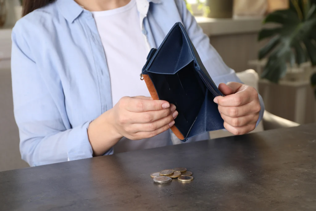 Jak zapanować nad finansami? Wystrzegaj się kilku błędów Jak zapanować nad finansami? Wystrzegaj się kilku błędów