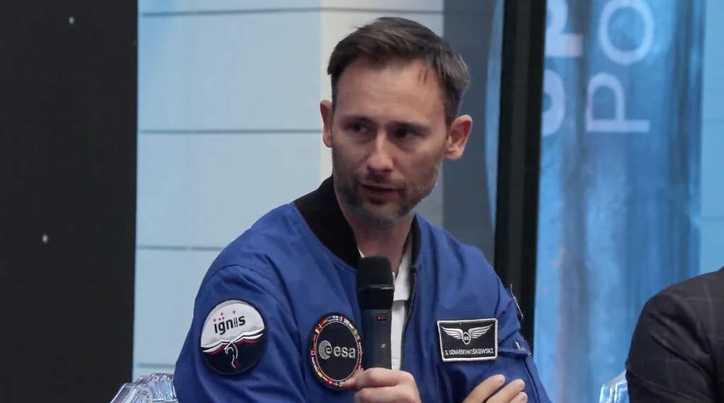 Sławosz Uznański-Wiśniewski rozpoczął tour naukowy. "Polska sięga gwiazd". Sławosz Uznański-Wiśniewski rozpoczął tour naukowy. "Polska sięga gwiazd".