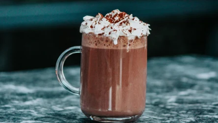 Wielu ją lubi, ale mało kto wie, że poprawia pamięć i koncentrację