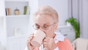 "Nowe" mleko zyskuje grono fanów. Szczególnie dobre dla żołądków seniorów