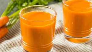 Twoja skóra jest zmęczona? Zobacz, co się stanie, gdy zaczniesz pić ten sok