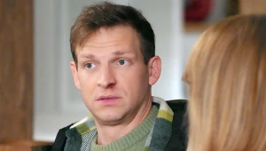 Łukasz (Michał Rolnicki) powie Agnieszce (Katarzyna Tlałka), że wyrzucono go z pracy