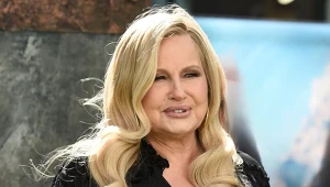 Fani kochają Jennifer Coolidge i jej bohaterki. Ona zaś kocha role komediowe, choć chciała być jak Meryl Streep