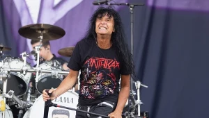 Joey Belladonna jest wokalistą grupy Anthrax