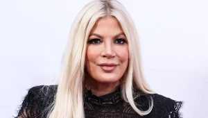 W latach 90. była wielką gwiazdą. Nowa era Tori Spelling: od "Beverly Hills, 90210" do spontanicznej metamorfozy