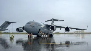 Wielka ewakuacja w amerykańskim stanie. Setki osób w wojskowych samolotach