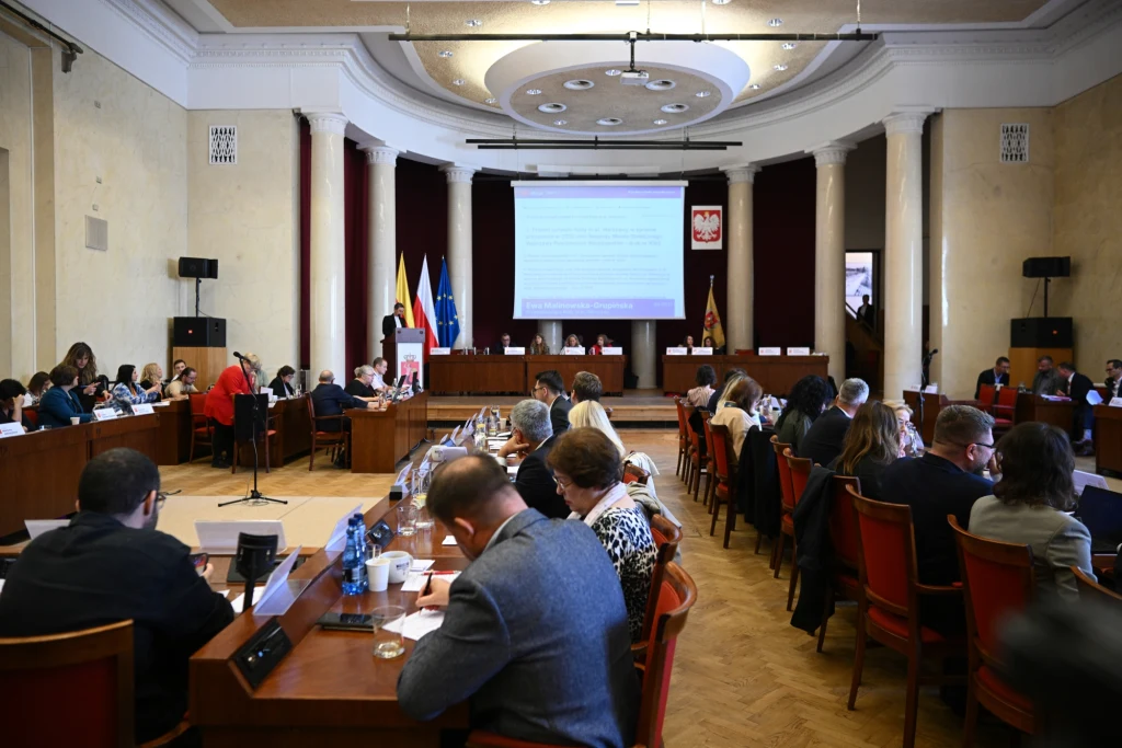 Rada Miasta Warszawy zdecydowała ws. prohibicji w dwóch dzielnicach Rada Miasta Warszawy zdecydowała ws. prohibicji w dwóch dzielnicach