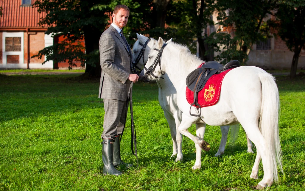 Jan Lubomirski-Lanckoroński jest jednym z bohaterów książki "Współcześni polscy arystokraci" Jan Lubomirski-Lanckoroński jest jednym z bohaterów książki "Współcześni polscy arystokraci"