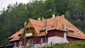 Oczy świata zwrócone w stronę Karkonoszy. Mały dworzec zyskał laury