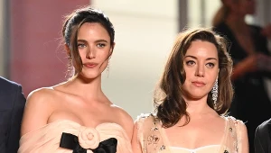 Margaret Qualley i Aubrey Plaza podczas festiwalu w Cannes w 2025 roku
