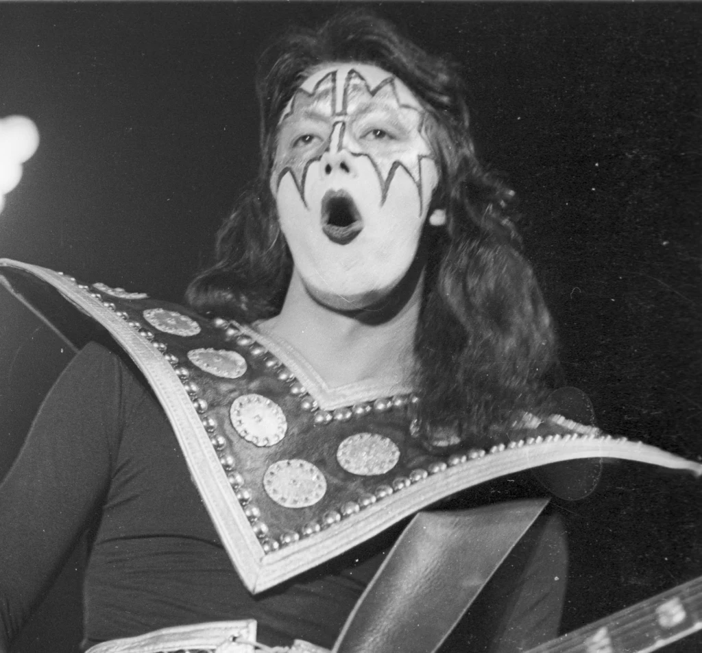 Ace Frehley w składzie Kiss - Long Beach, Kalifornia, 31 maja 1974 r. 