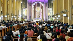 Rośnie liczba wiernych Kościoła katolickiego