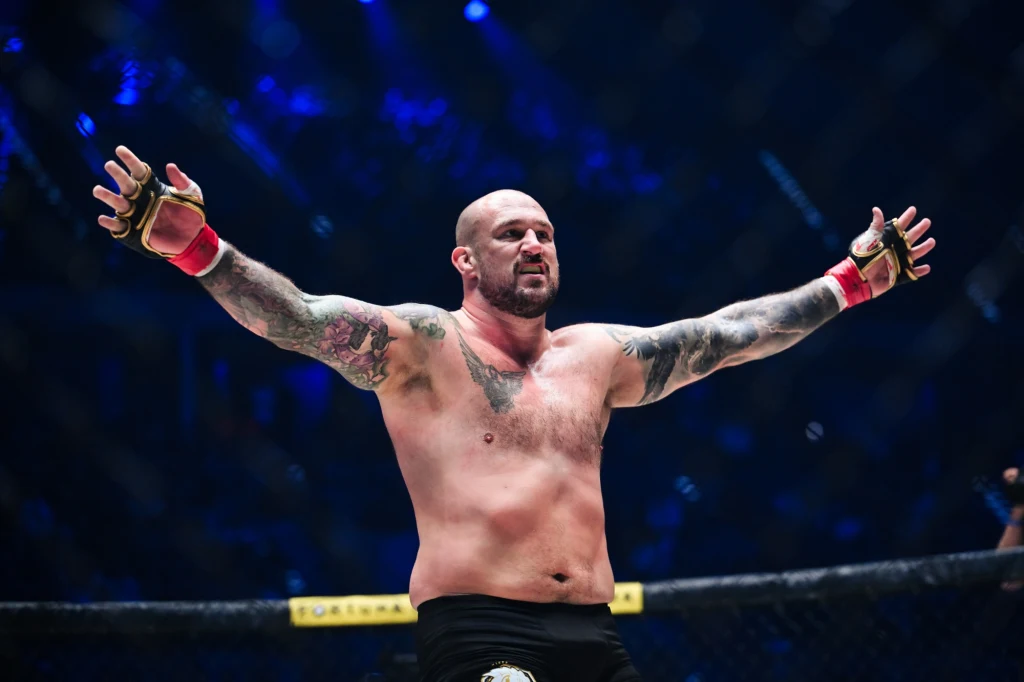 Phil de Fries - KSW Phil de Fries - KSW