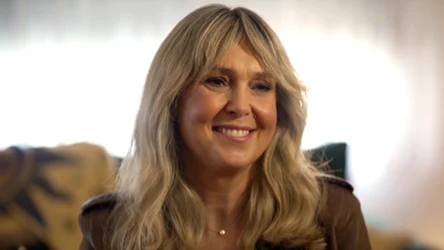 W rodzinnym domu i liceum Ewy Wachowicz z okazji jej 55. urodzin. "Od początku była taka sama"