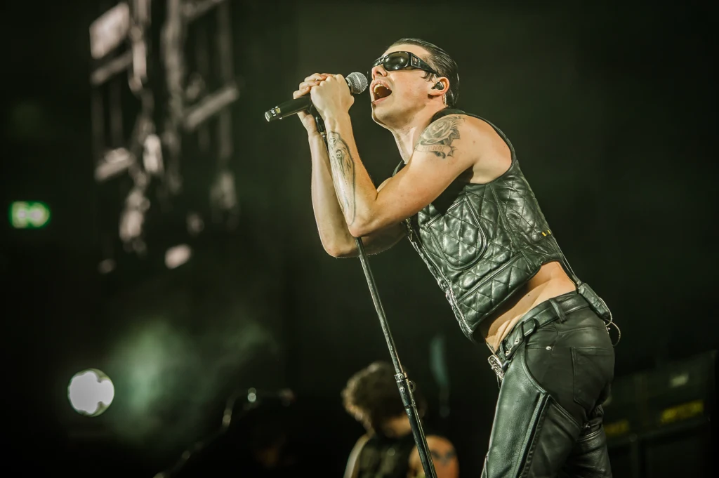 Yungblud podczas koncertu w Warszawie