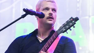 Błażej Król powraca z nową płytą. "Pora porzucić metafory" [RECENZJA]