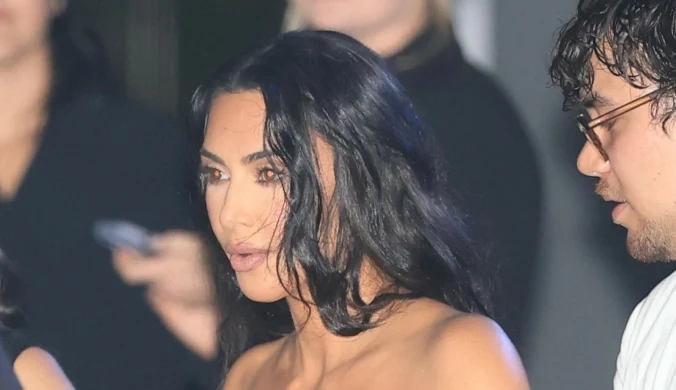 Kim Kardashian skupiła na sobie uwagę w ciekawy sposób 