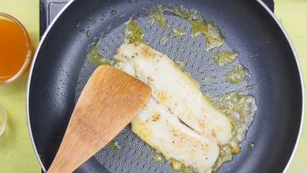 Jak smażyć rybę, żeby się nie rozpadła? 