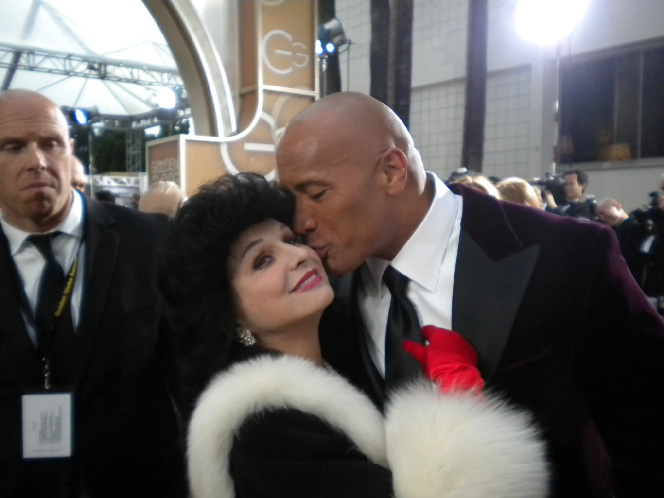 Yola Czaderska-Hayek i Dwayne Johnson na ceremonii rozdania Złotych Globów