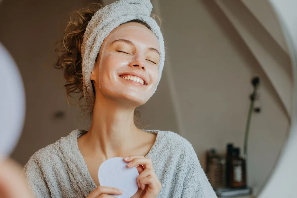 "Nowa" skóra bez inwazyjnych zabiegów? Nowy składnik fascnyuje dermatologów "Nowa" skóra bez inwazyjnych zabiegów? Nowy składnik fascnyuje dermatologów