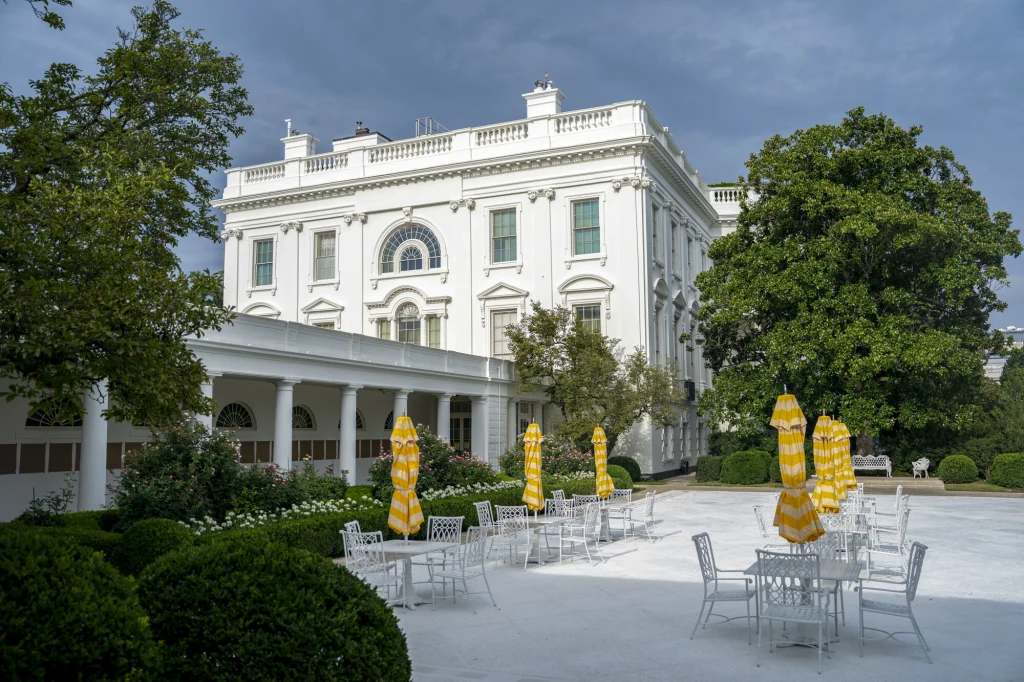 Ogród Różanych przy Białym Domu po czerwcowych zmianach Ogród Różanych przy Białym Domu po czerwcowych zmianach