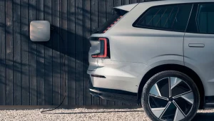 Volvo zachęca do aut elektrycznych. Rok darmowego ładowania w domu