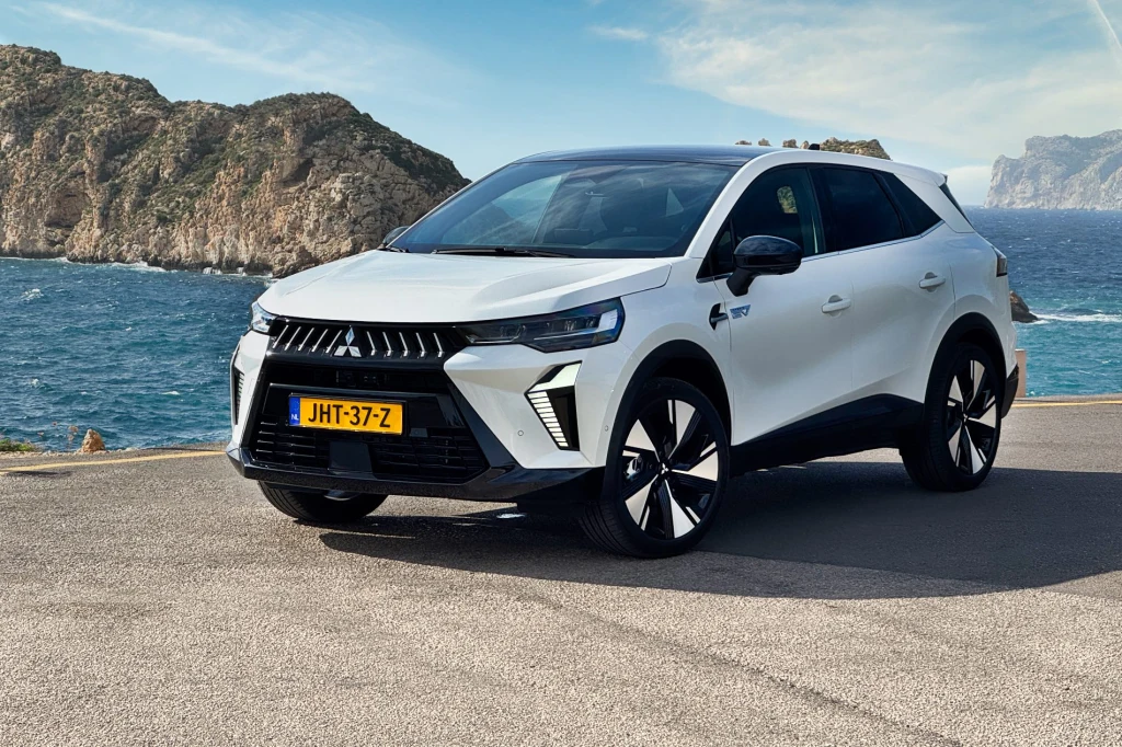 Mitsubishi Grandis 1.8 Hybrid – nowy kompaktowy SUV, który łączy technikę Renault z gwarancją Mitsubish