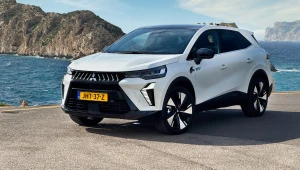 Wzięli Renault, zmienili zderzak, wydłużyli gwarancję. Tak zrobili Mitsubishi