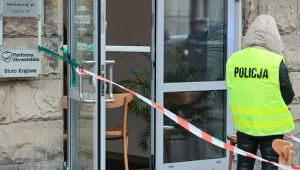 Chciał podpalić biuro PO. Jest decyzja sądu w sprawie podejrzanego