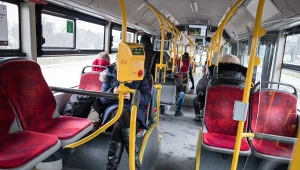 W przypadku, gdy automat biletowy w pojeździe nie działa, kontroler nie ma prawa nałożyć opłaty dodatkowej za brak biletu