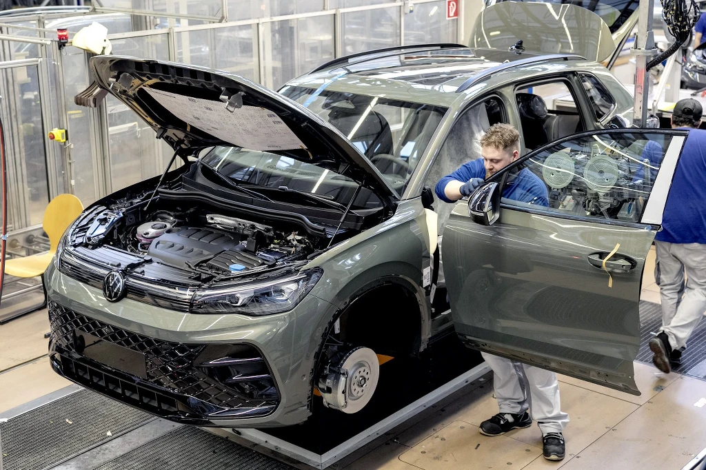 Sytuacja Volkswagena coraz trudniejsza. Miliard euro straty. Sytuacja Volkswagena coraz trudniejsza. Miliard euro straty.