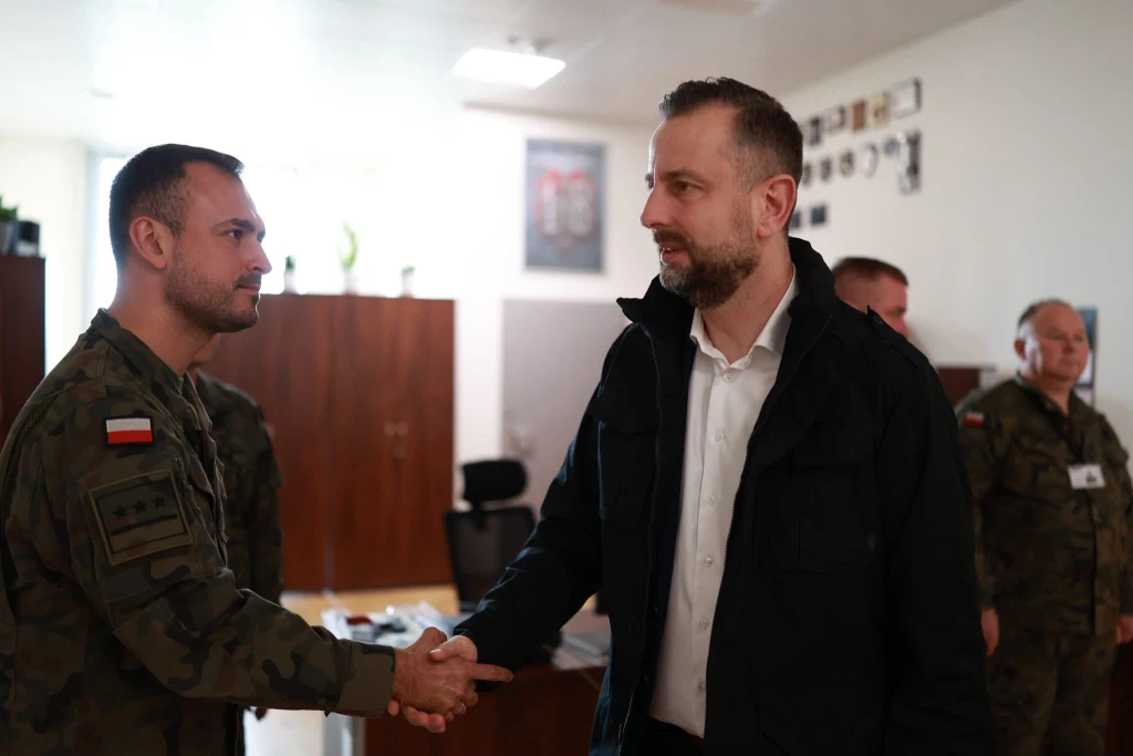 Szef MON Władysław Kosiniak-Kamysz odwiedził siedlecką jednostkę wojskową