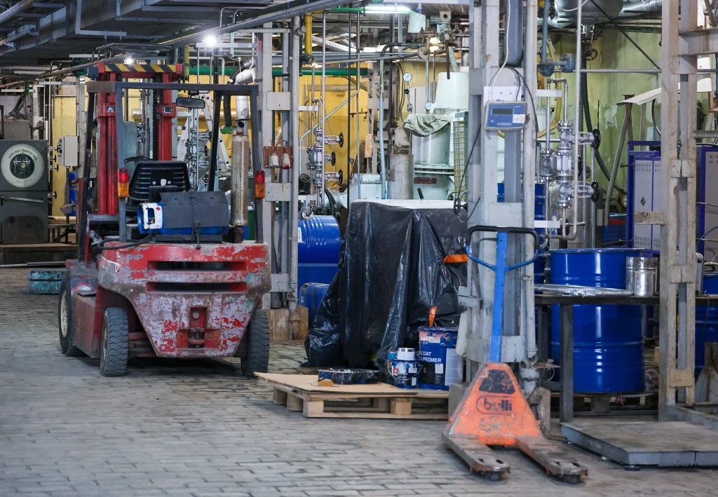 Przeprowadzka albo zwolnienia grupowe. Firma spod Łodzi przenosi zakład