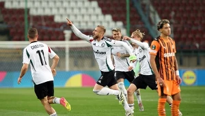 Szaleństwo w Krakowie. Cudowny gol z rzutu wolnego Legii w 94. minucie